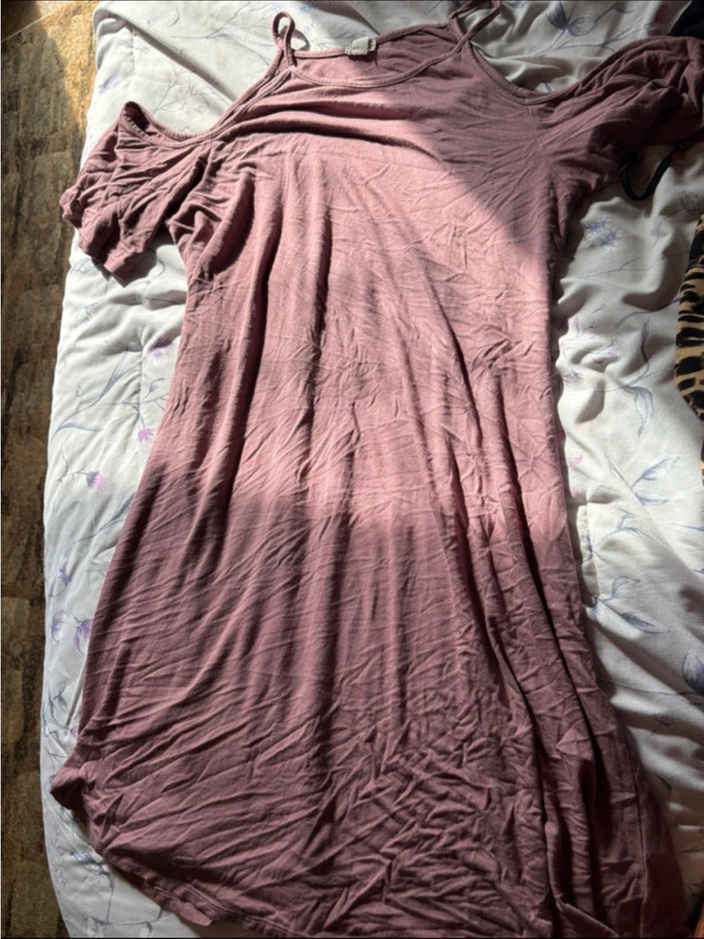 Garage Mauve Pink Cold-Shoulder Mini Dress